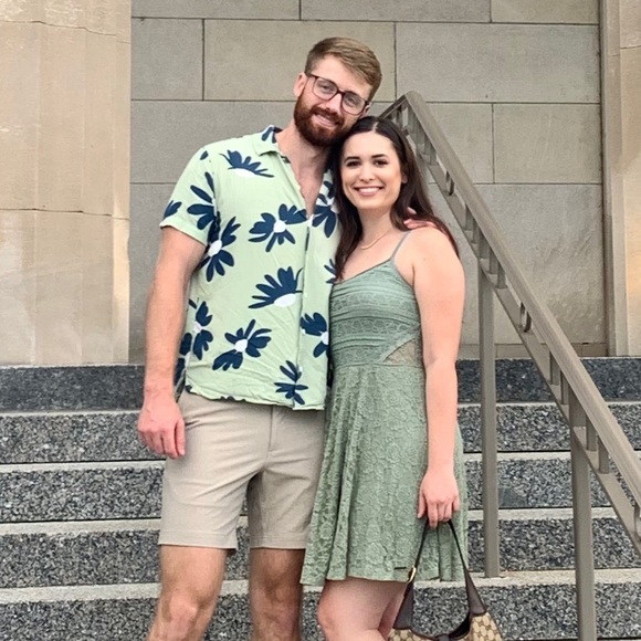 Meet Your Posh Ambassador ✨ - Picture 2 of 5